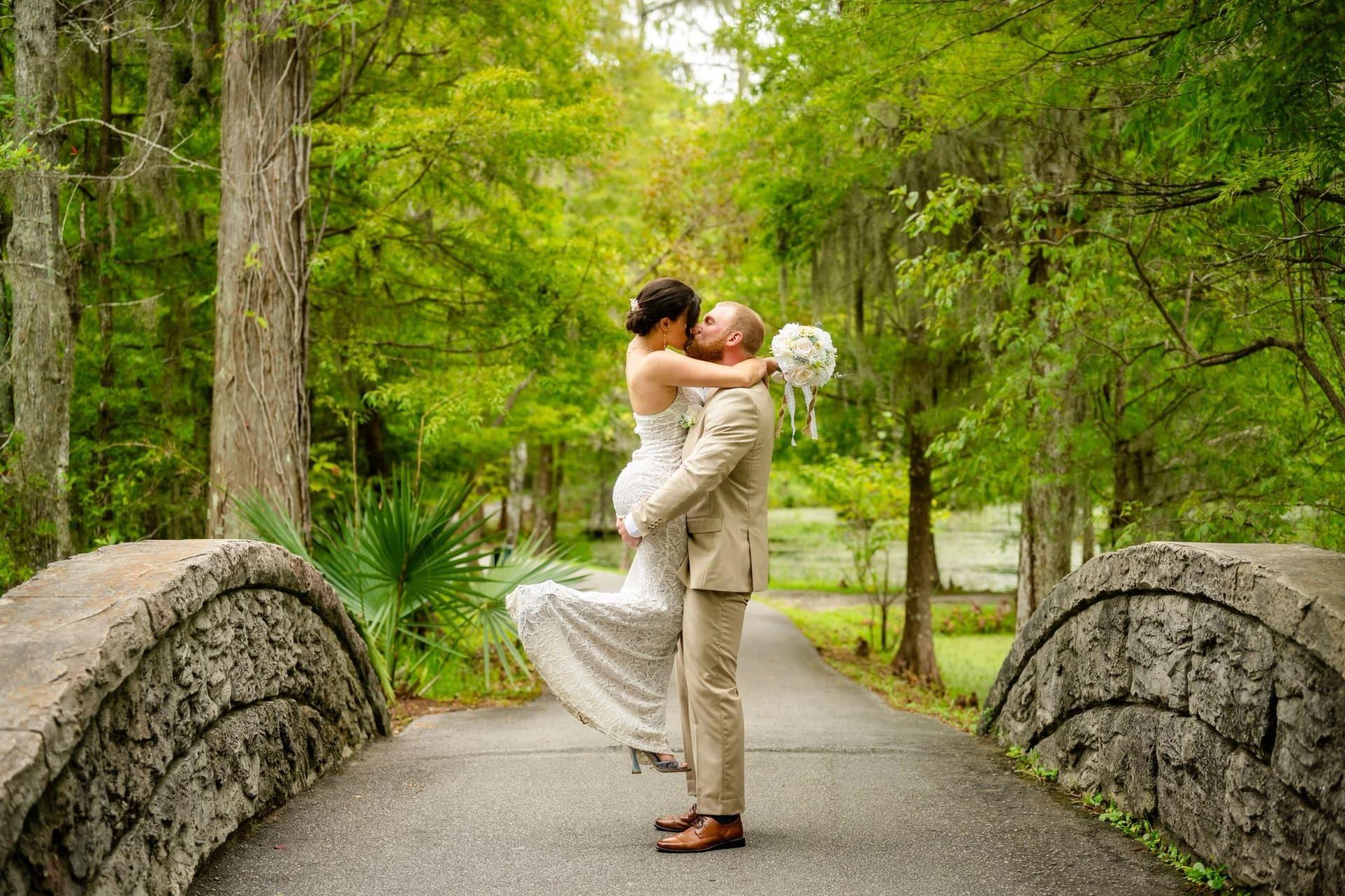 Cypress Gardens elopement photo
