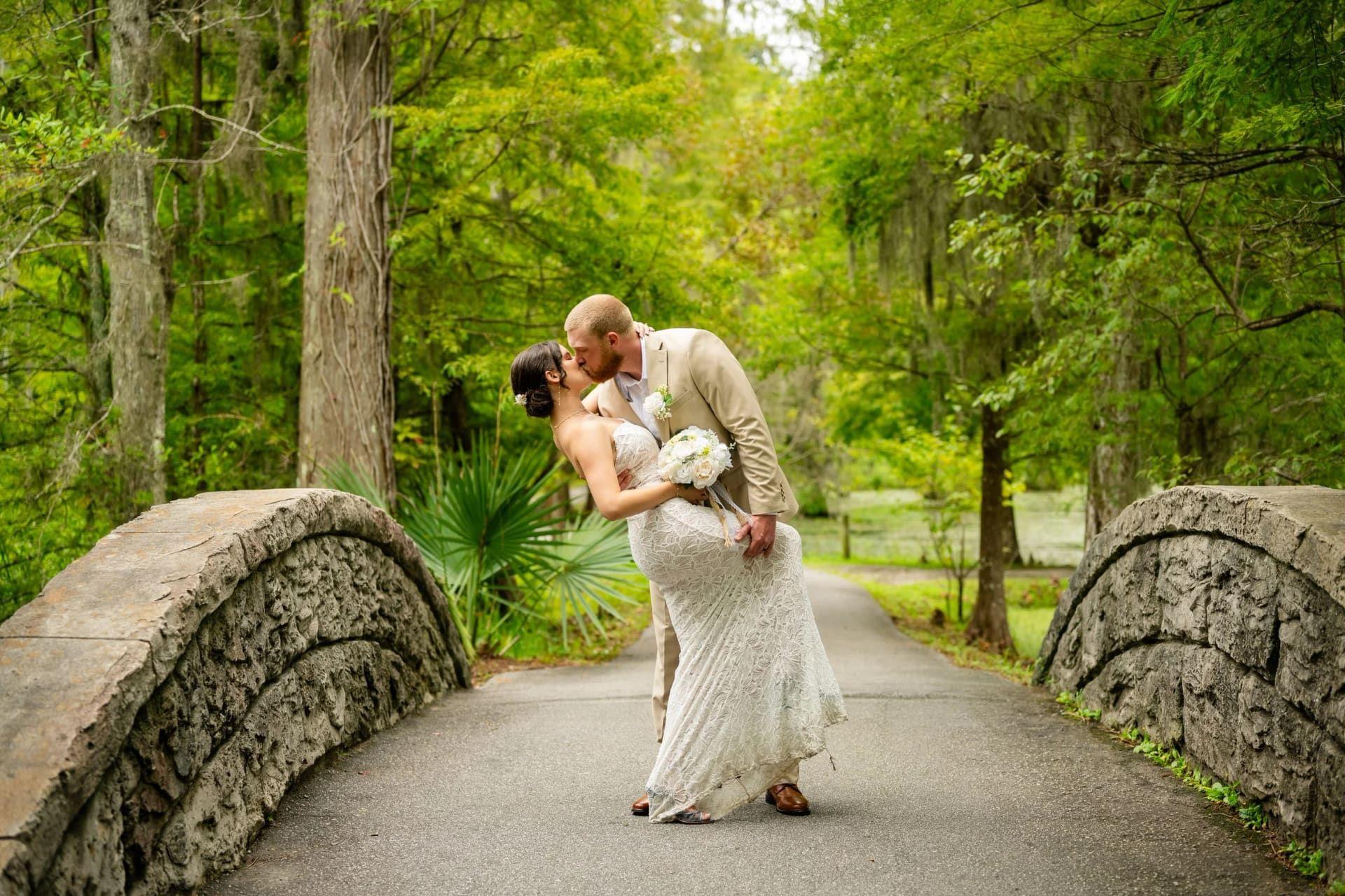 Cypress Gardens elopement photo