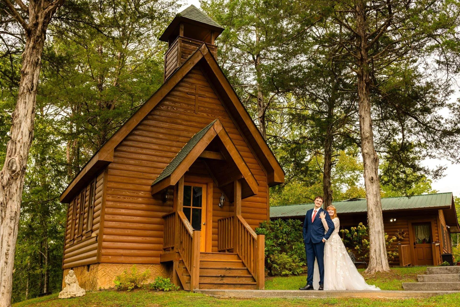 Gatlinburg Wedding Chapel elopement photo