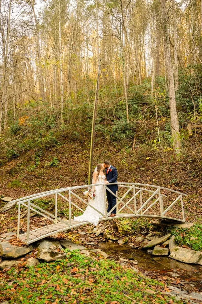 Gatlinburg Wedding Chapel elopement photo