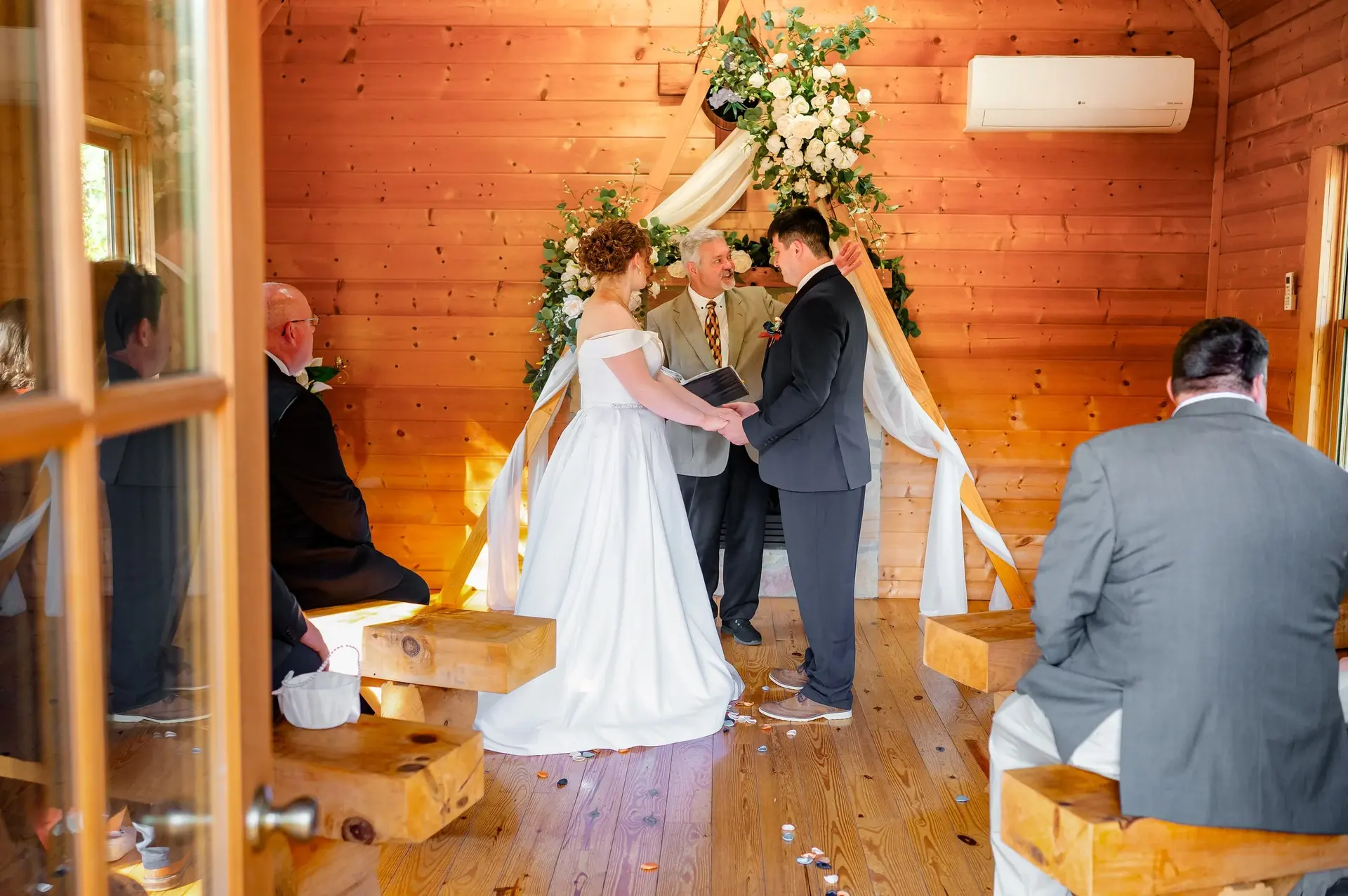 Gatlinburg Wedding Chapel elopement photo