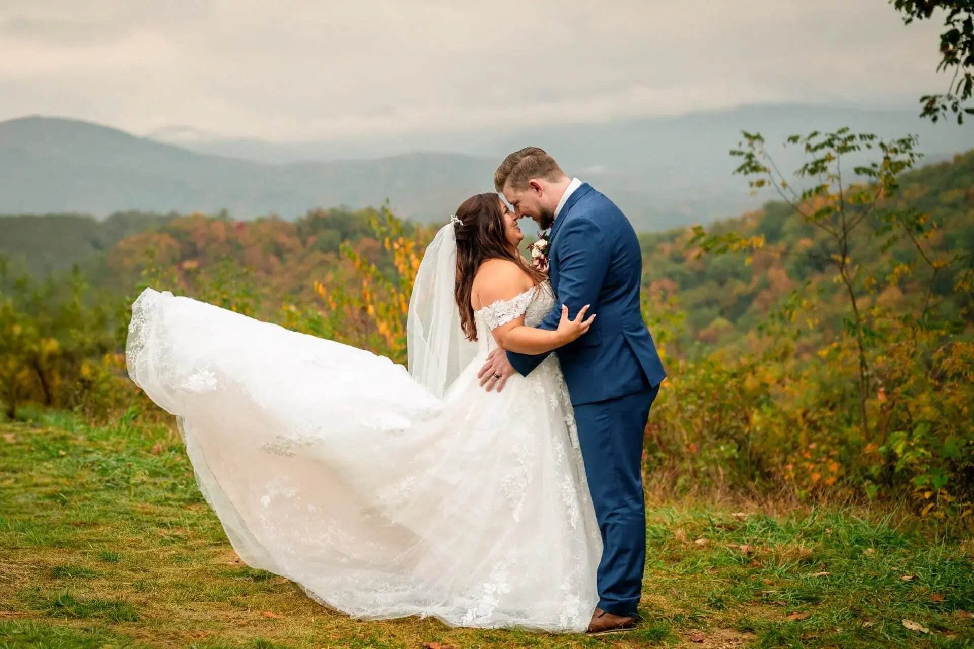 Gatlinburg Wedding Chapel elopement photo