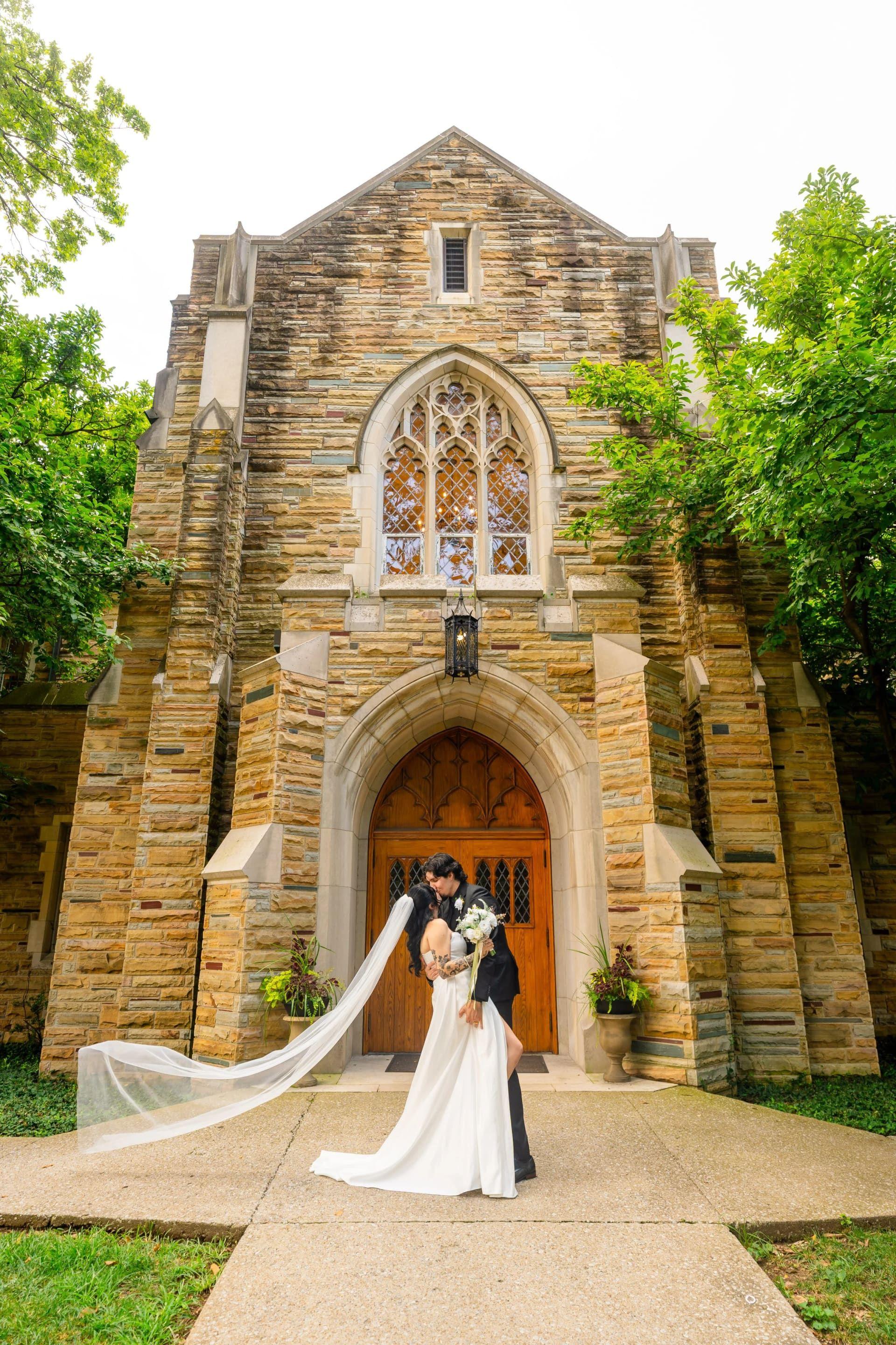 Nashville Wedding Chapel elopement photo