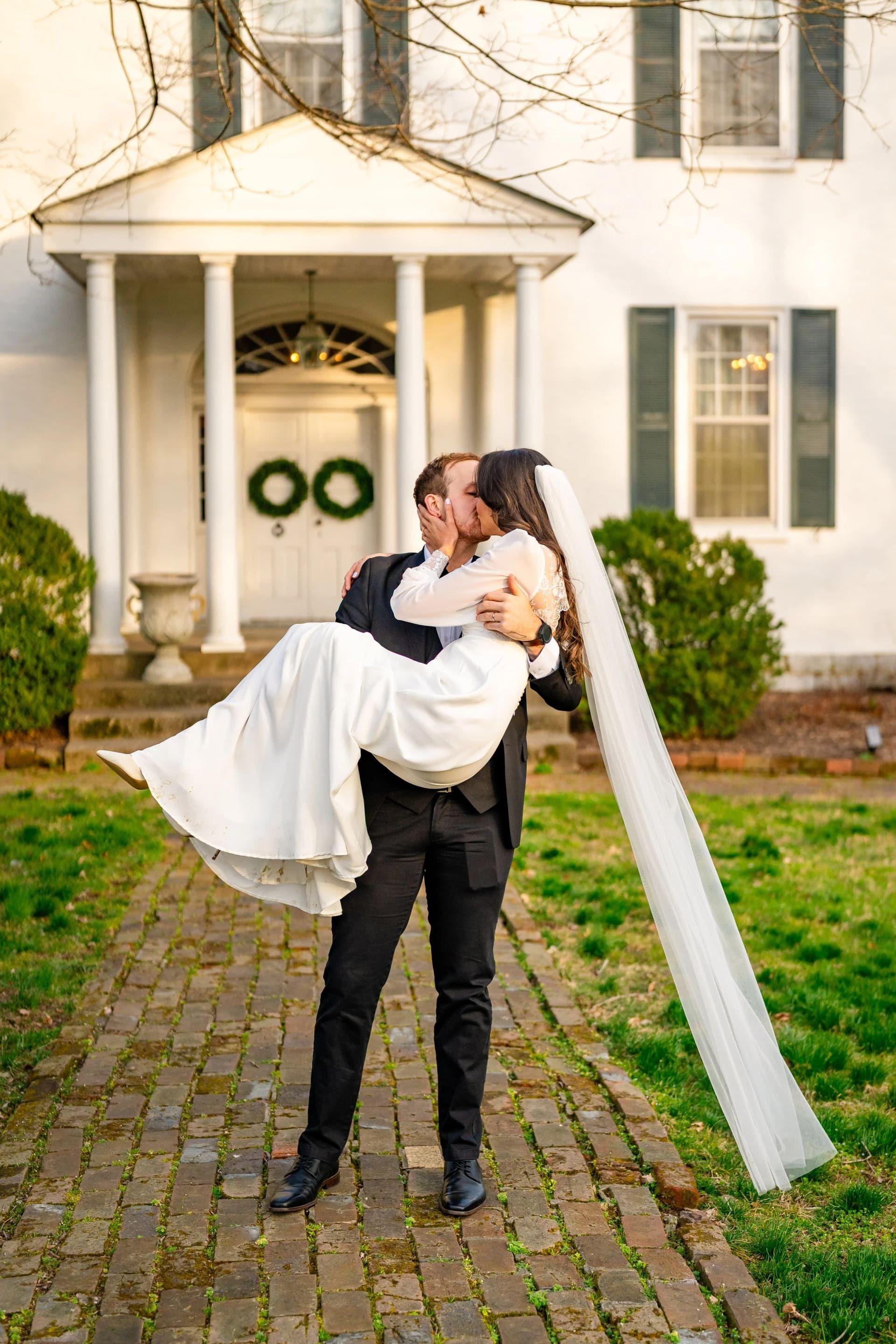 Spring Haven Mansion elopement photo