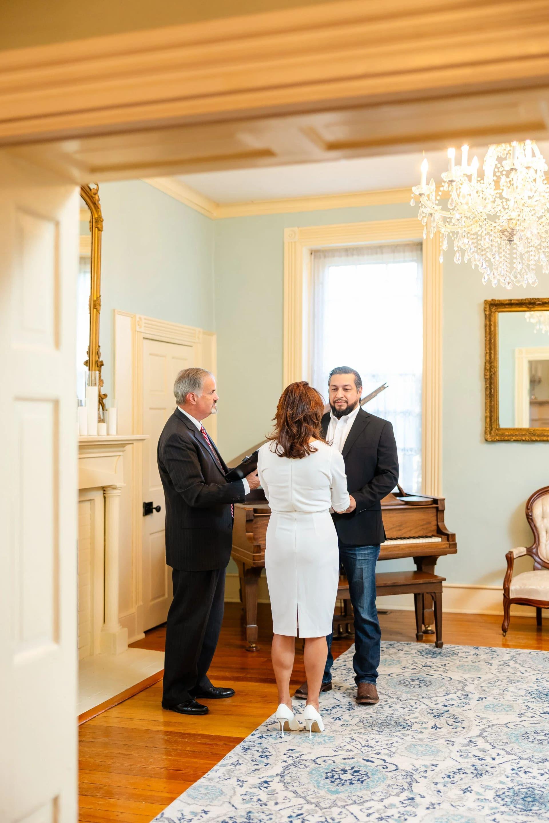 Spring Haven Mansion elopement photo