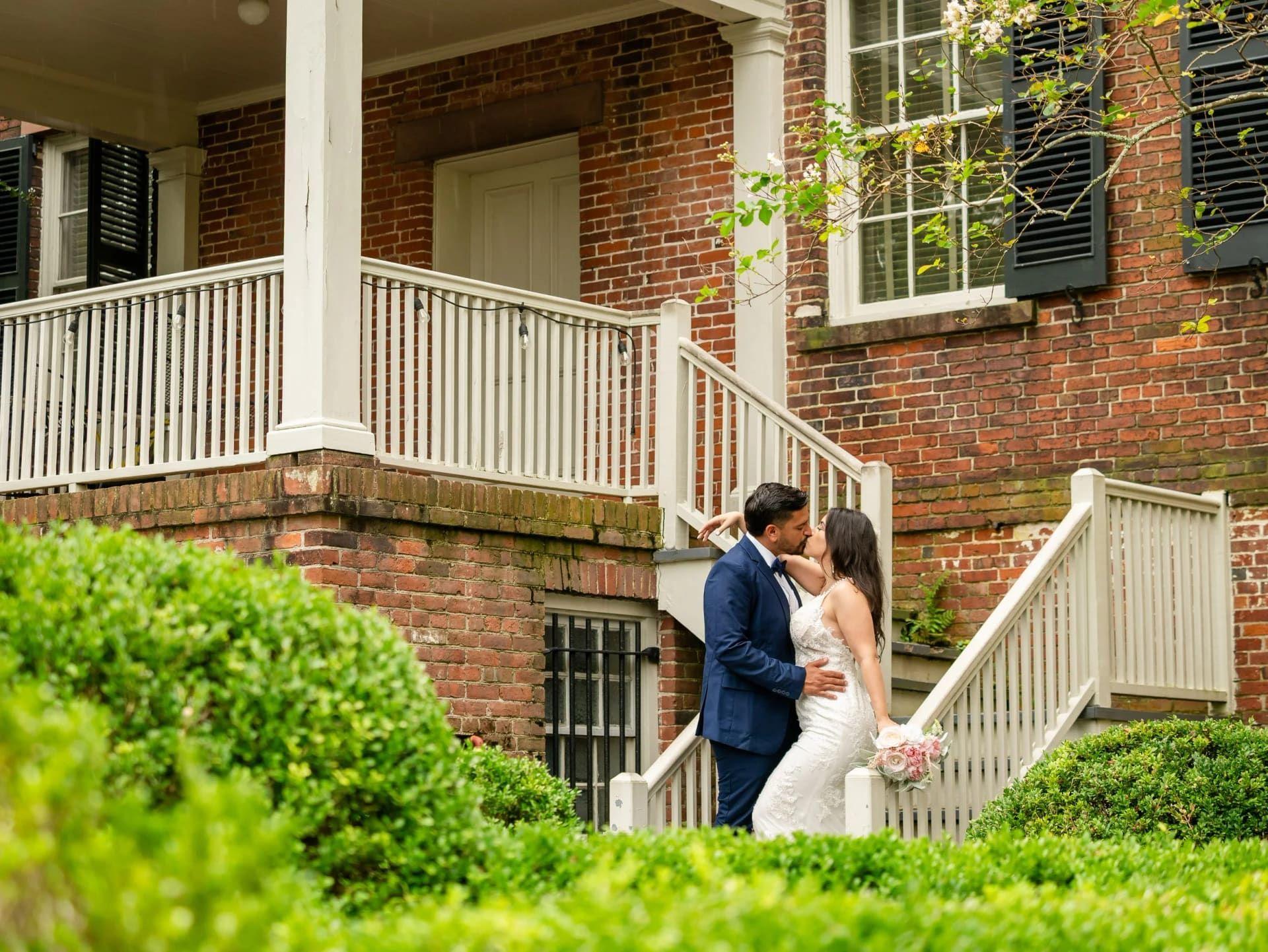 Davenport House elopement photo
