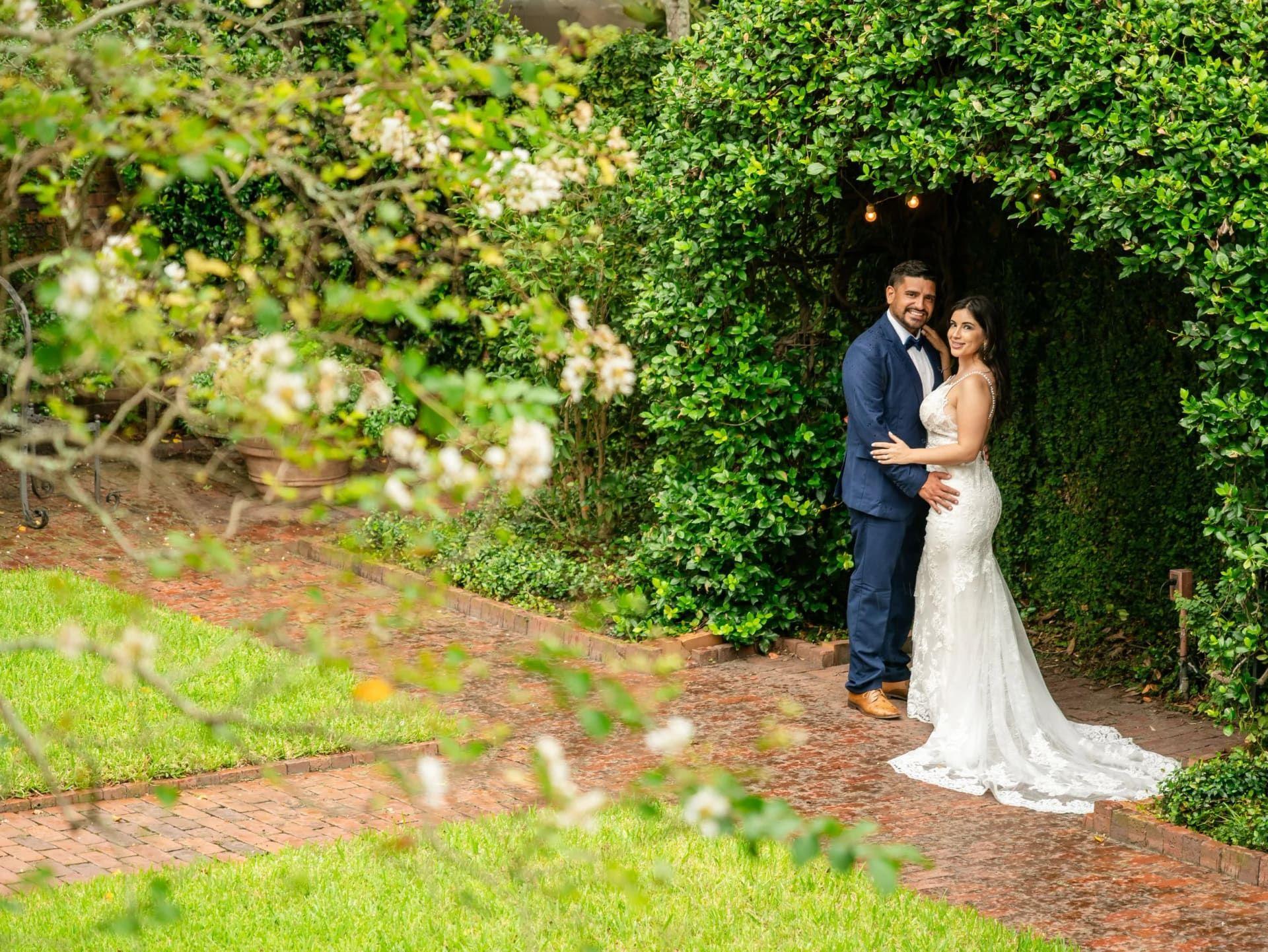 Davenport House elopement photo