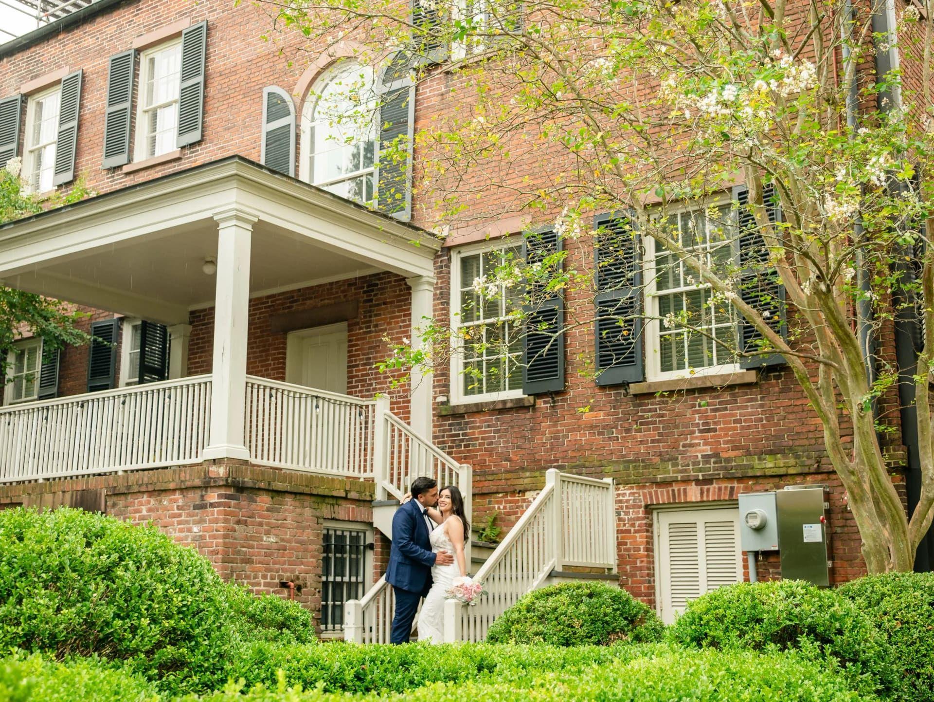 Davenport House elopement photo