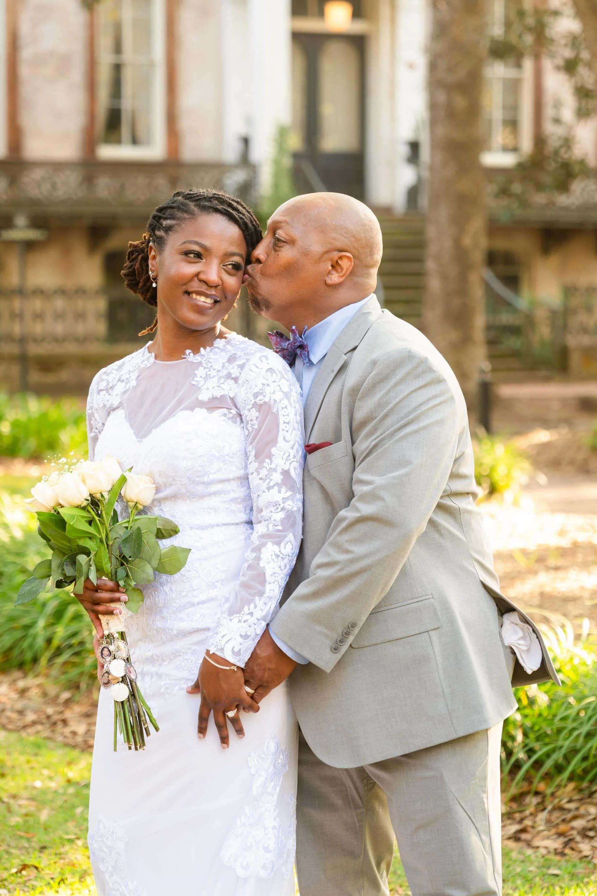 Forsyth Park elopement photo