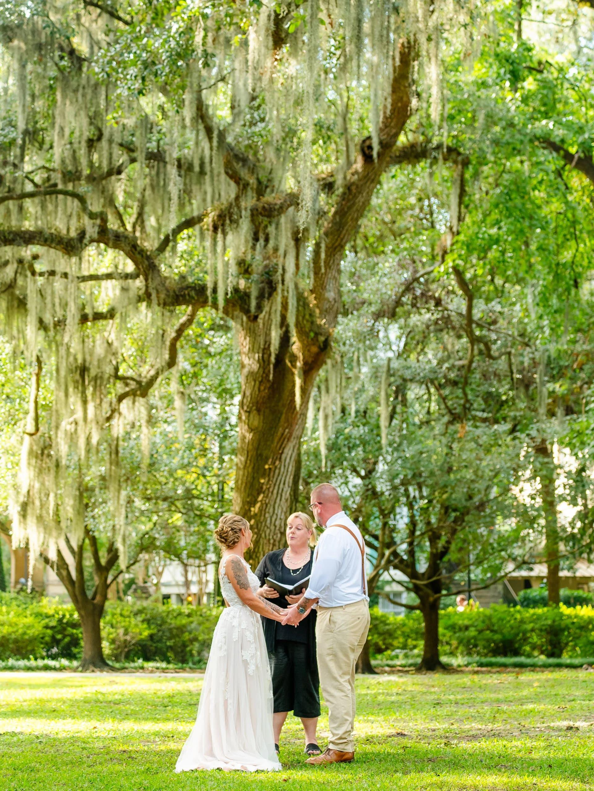 Forsyth Park elopement photo