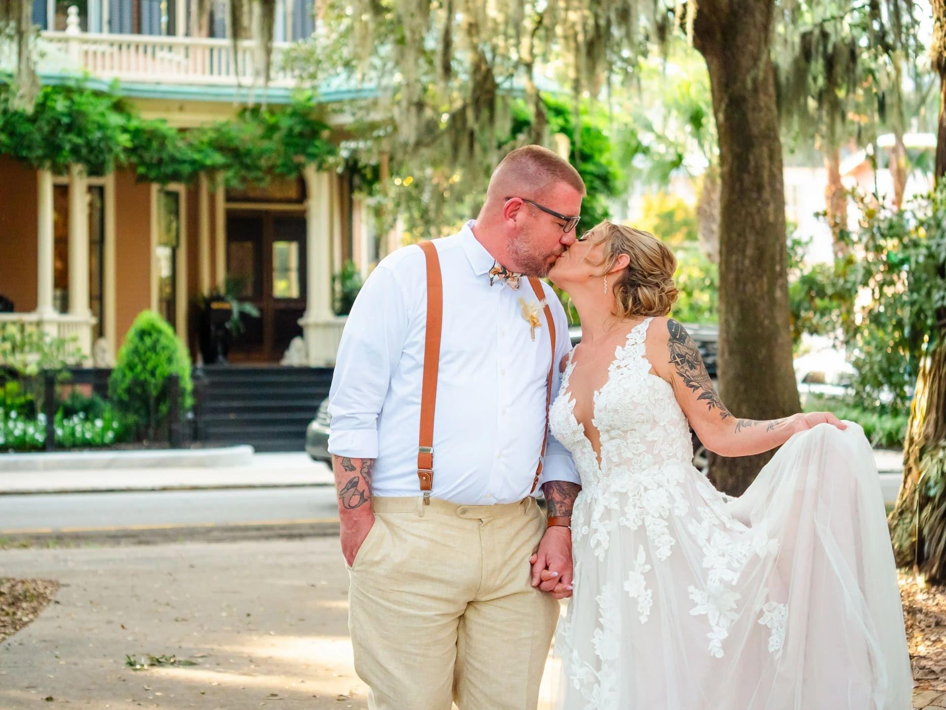 Forsyth Park elopement photo