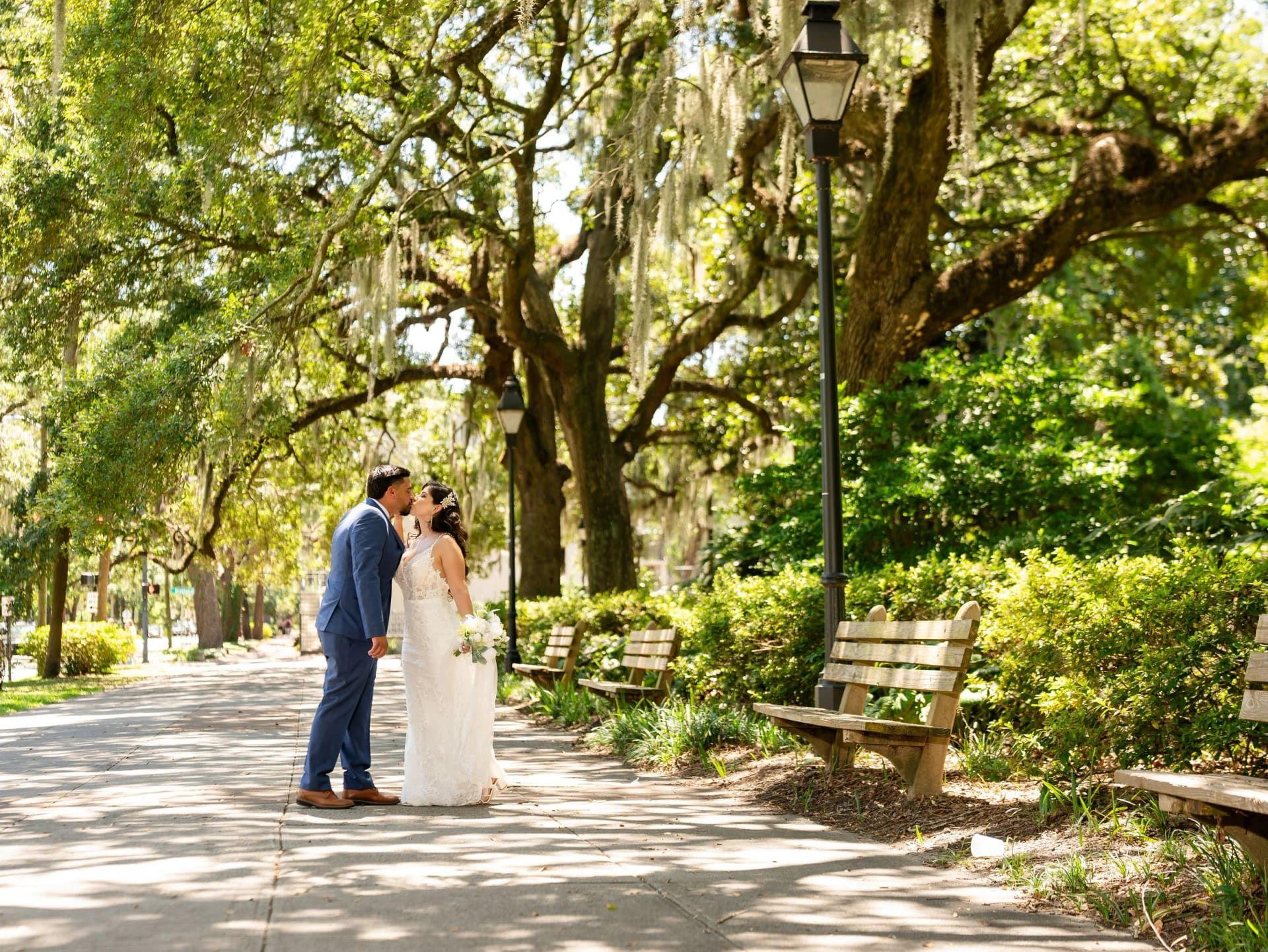 Forsyth Park elopement photo