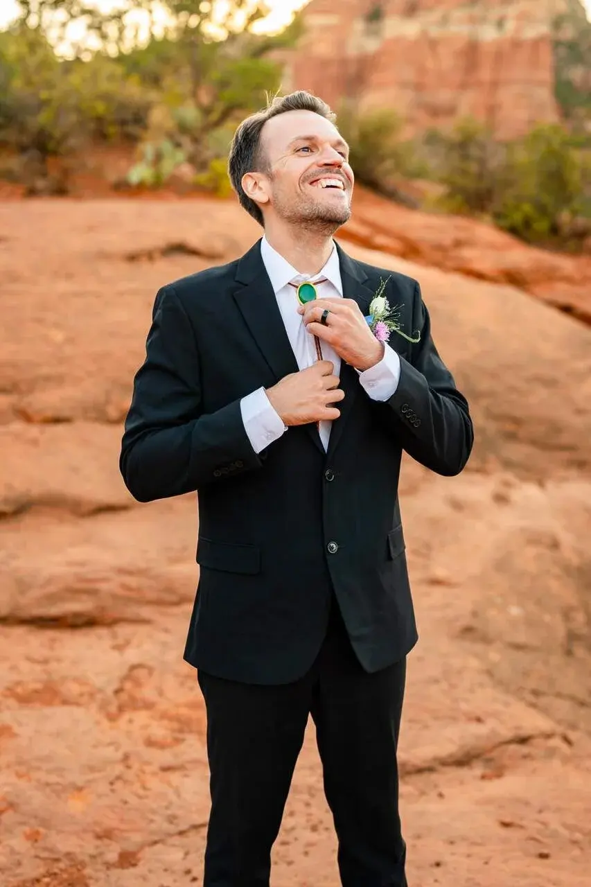 Baby Bell Rock elopement photo