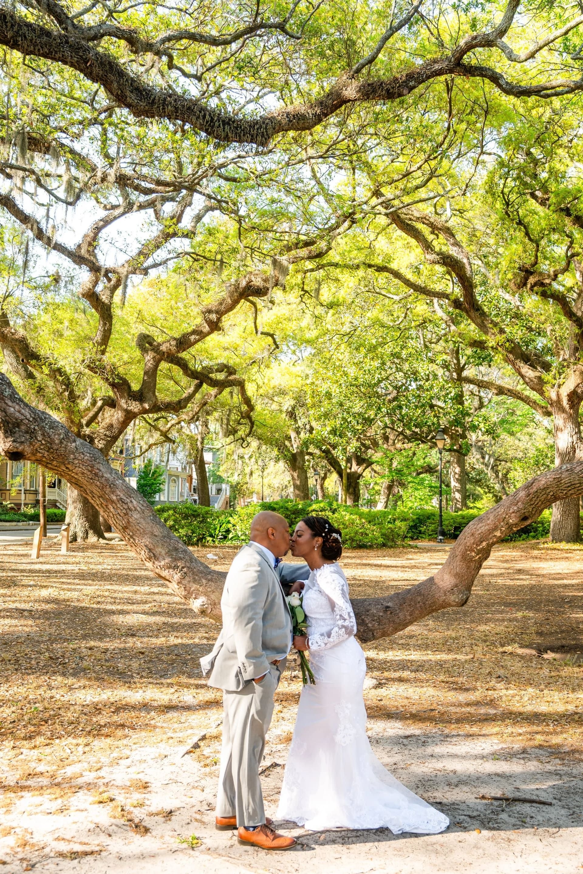 Davenport House elopement venue in Savannah, GA — all-inclusive elopement package by Elopements Inc.